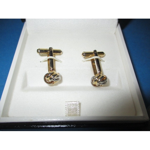 75 - A boxed pair of Mont Blanc cufflinks, in useable pre-owned condition