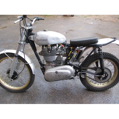 237 - A vintage Royal Enfield competition bike, no V5. Sold as a restoration project, last run 4 years ago