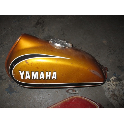 222 - 2 Yamaha motorcycle petrol tanks. Sold as restoration project, age related marks