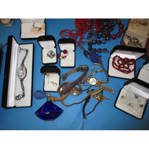 73 - A large quantity of costume jewellery, to include some gold and silver items, all in used condition