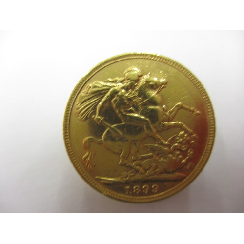 40 - A Victorian gold sovereign dated 1899, a circulated coin with good definition of features