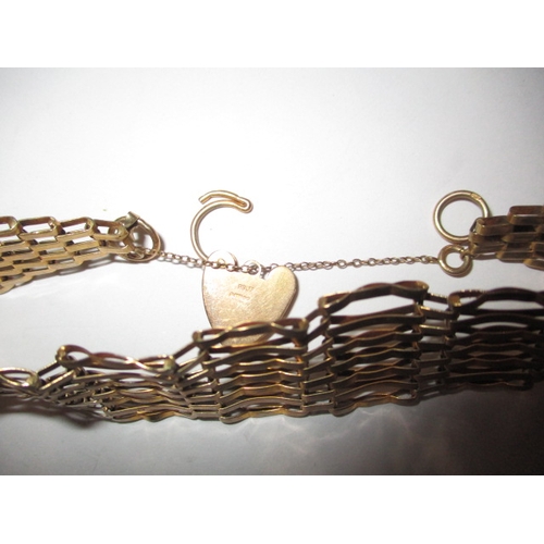 62 - A 9ct yellow gold gate bracelet, approx. weight 19g, in good useable pre-owned condition with workin... 