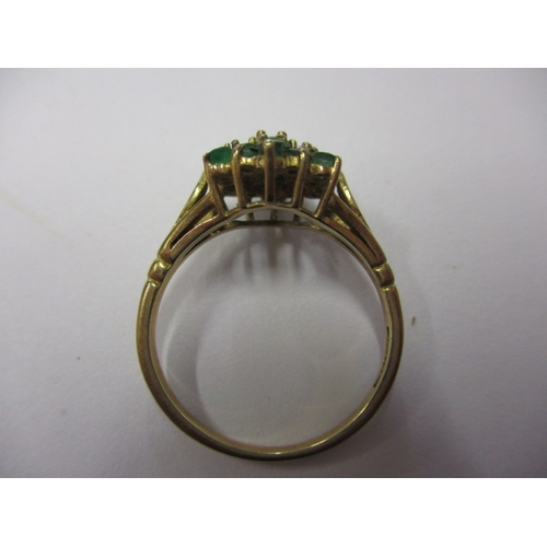 4 - A 9ct yellow gold and emerald? Daisy ring, approx. ring size ‘M+’, approx. weight 2.2g, in good usea... 