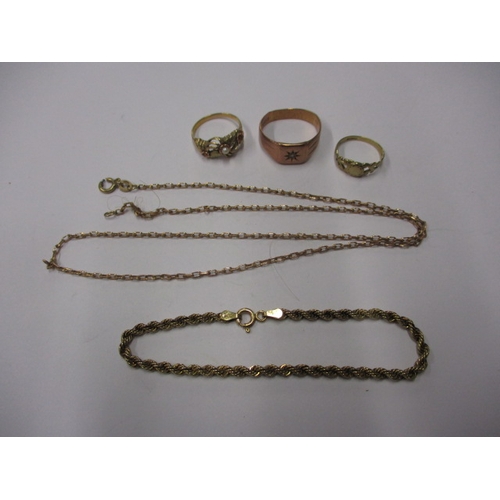 64 - A parcel of 9ct gold jewellery items, to include a rope bracelet, all in used condition, approx. gro... 