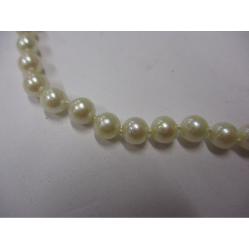 225 - A string of graduated pearls with 9ct white gold clasp, approx. linear length 46cm in good pre-owned... 