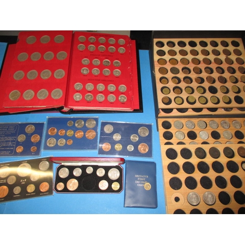 219 - A quantity of Georgian and later collectable coins, to include some sets, all in circulated conditio... 