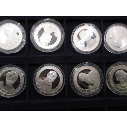 190 - A collection of 20 sterling silver proof £5 coins, each weighing 28.28g in presentation box with cer... 