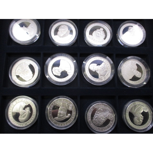 190 - A collection of 20 sterling silver proof £5 coins, each weighing 28.28g in presentation box with cer... 