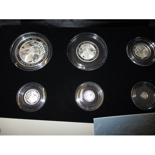 192 - A Royal Mint 2022 Britannia .999 silver 6 coin proof set and  2 other coins, all in original packagi... 