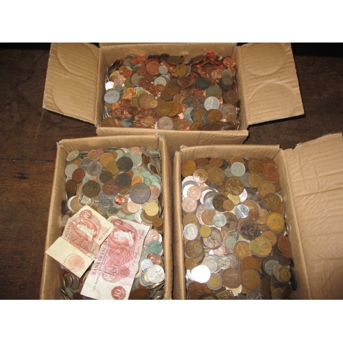 222 - A large quantity of world coins to include Georgian and later examples and 2 10 shilling notes, all ... 