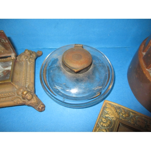 23 - A parcel of miscellanea, to include ink stands and a copper jelly mould, all in used condition