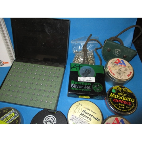 47 - A large quantity of air rifle pellets, calibres .177 & .22, various makers, some unopened tins