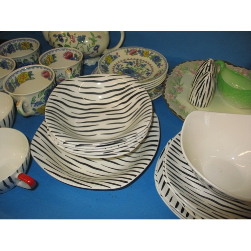 82 - A quantity of retro ceramics and glass. All in used condition, no observed damage