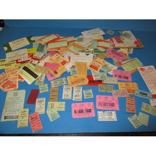 91 - A parcel of vintage train tickets, various dates, all in used condition