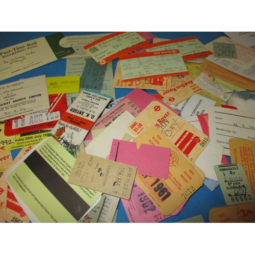 91 - A parcel of vintage train tickets, various dates, all in used condition