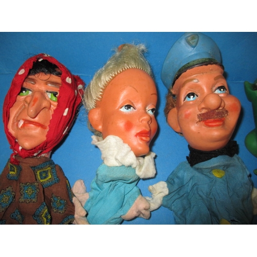 116 - 7 Vintage German hand puppets, dating C1960s, all in used condition