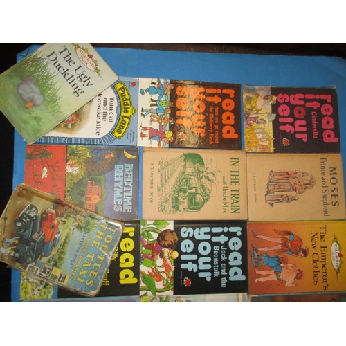 215 - A parcel of vintage Ladybird books, all in used condition, various dates