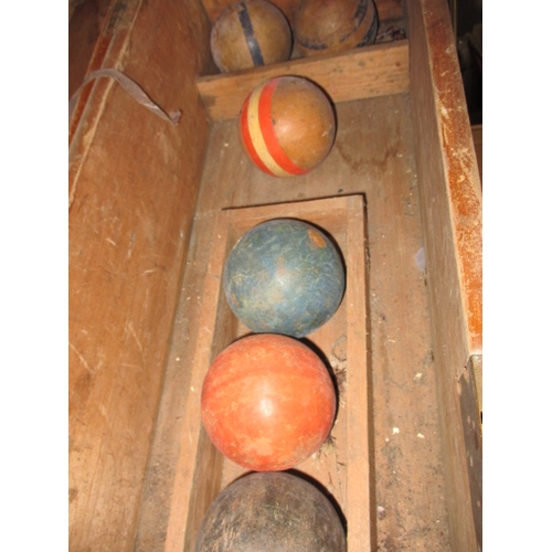 218 - A vintage ‘F H Ayres’ croquet set. In original storage box, all in useable pre-owned condition, no s... 