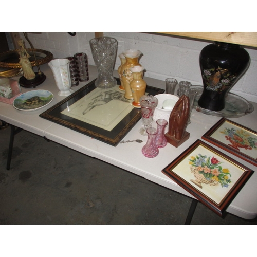 232 - A quantity of general clearance items, to include glass, ceramics and pictures, all in used conditio... 