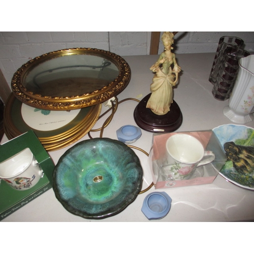 232 - A quantity of general clearance items, to include glass, ceramics and pictures, all in used conditio... 