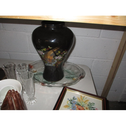 232 - A quantity of general clearance items, to include glass, ceramics and pictures, all in used conditio... 