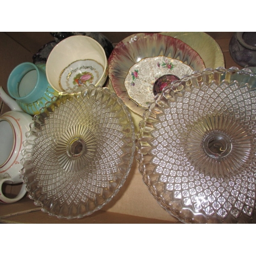 236 - A quantity of general clearance items, to include glass cake stands, tea set and candlesticks, all i... 