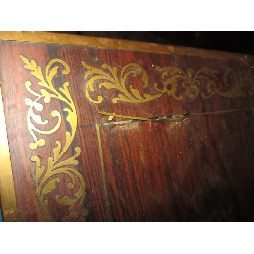 240 - A small desk top chest of 3 drawers and a brass inlaid box, approx. size of chest 39x35x20 cm, in us... 