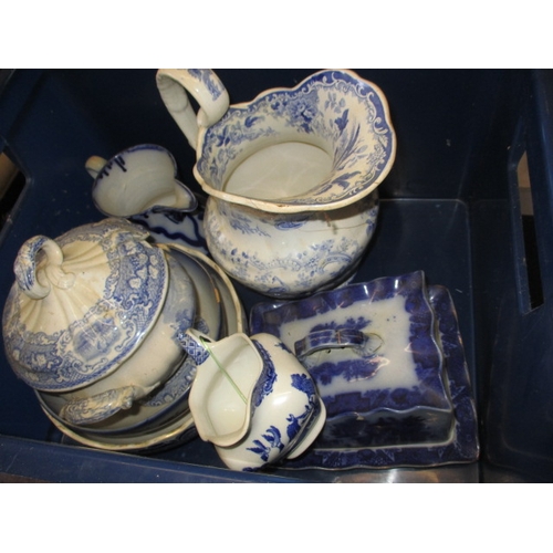 242 - A large quantity of general clearance items, to include a Worcester blush ivory ewer, a Beswick Disn... 