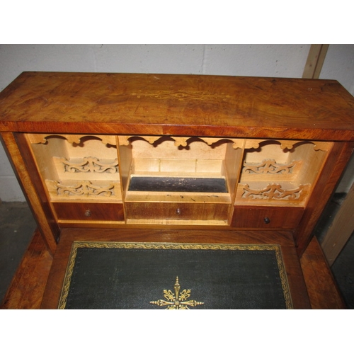 346 - A 19th century walnut ladies Bonheur du jour, a work/writing cabinet, having decorative inlay, in go... 