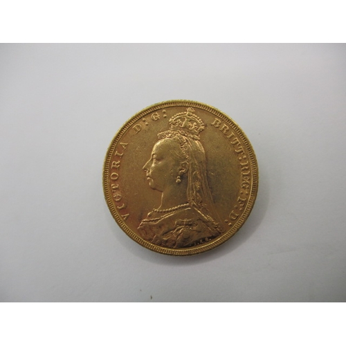 189 - A Victorian gold sovereign dated 1889, a circulated coin with good definition of features