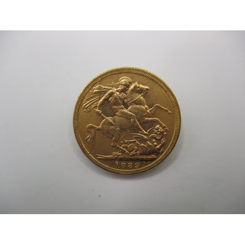 189 - A Victorian gold sovereign dated 1889, a circulated coin with good definition of features