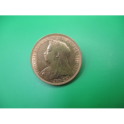 190 - A Victorian gold sovereign dated 1896, a circulated coin with good definition of features