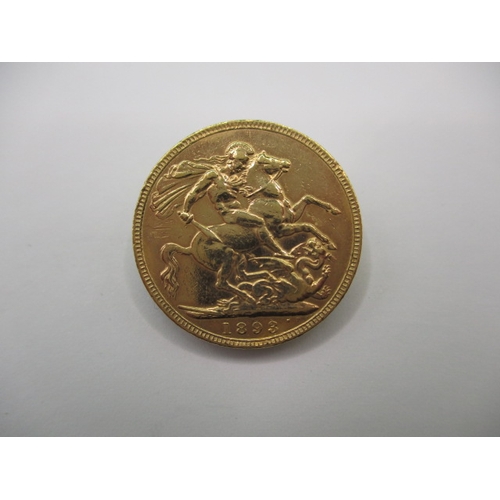 191 - A Victorian gold sovereign dated 1893, a circulated coin with good definition of features