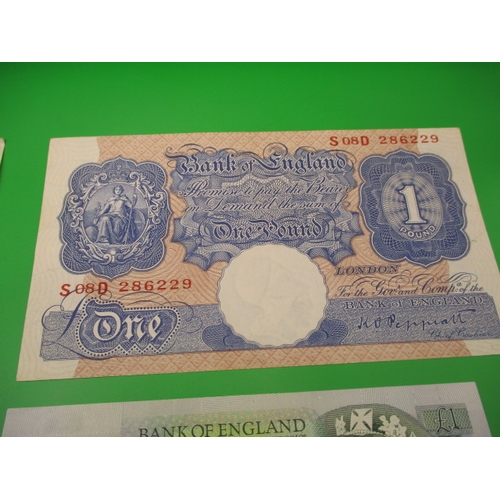 257 - A parcel of vintage bank notes, to include an L K O’brien  £5 in UNC with a tiny fold to top right c... 