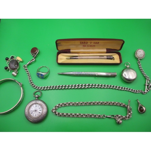 151 - A parcel of sterling silver and white metal items, to include jewellery and propelling pencils, all ... 