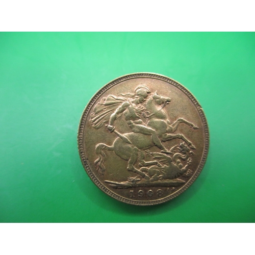 198 - An Edward VII gold sovereign dated 1908, a circulated coin with fine definition of features