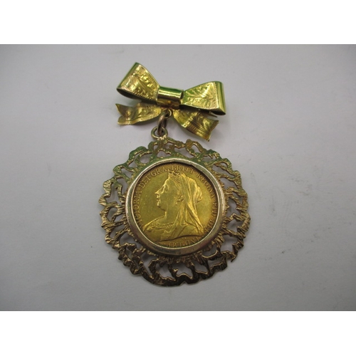 202 - A Victorian gold sovereign dated 1901 in 9ct gold pendant brooch mount, approx. gross parcel weight ... 