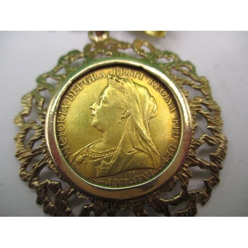 202 - A Victorian gold sovereign dated 1901 in 9ct gold pendant brooch mount, approx. gross parcel weight ... 