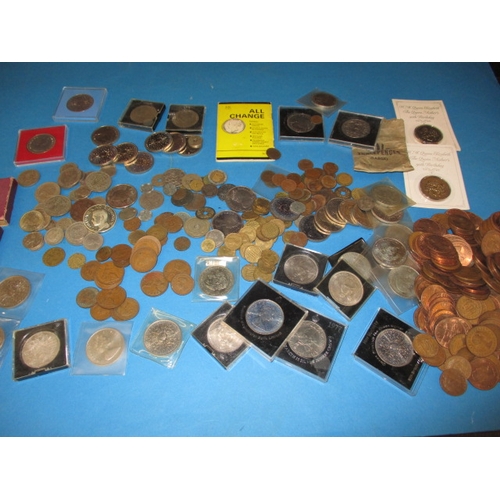 262 - A quantity of vintage world coins, all in circulated condition, approx. gross parcel weight 4.2kg