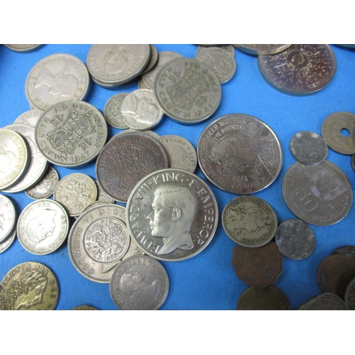 262 - A quantity of vintage world coins, all in circulated condition, approx. gross parcel weight 4.2kg