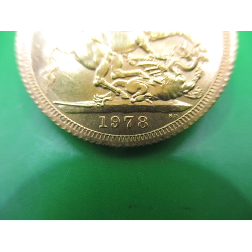 207 - A Queen Elizabeth II gold sovereign dated 1978, a very fine grade coin with light use related marks