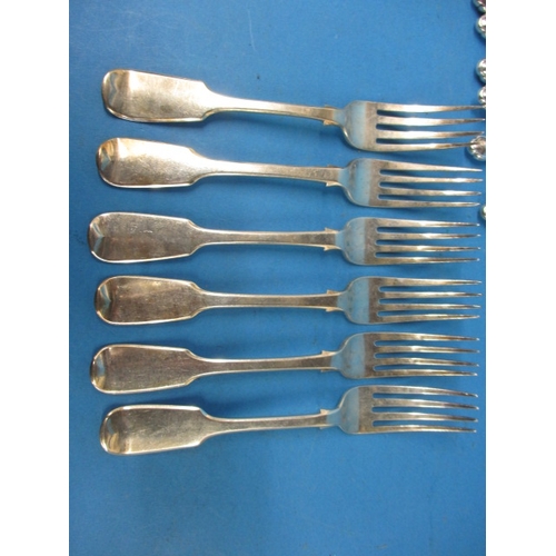 152 - A parcel of Victorian and later sterling silver flatware and cutlery, approx. gross parcel weight 10... 