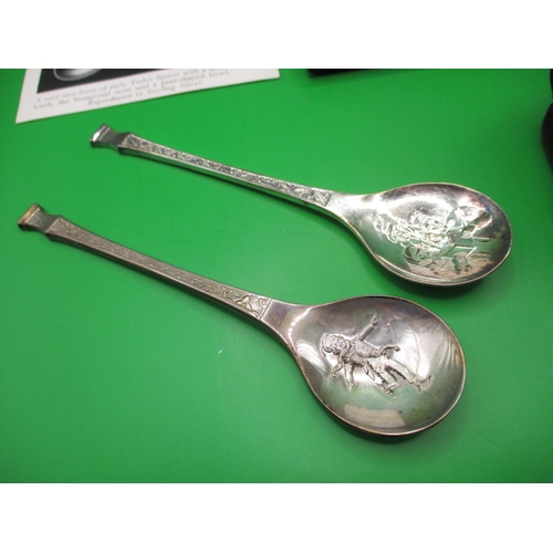 156 - A parcel of silver spoons, to include a boxed set of coffee spoons, approx. gross parcel weight 135g... 