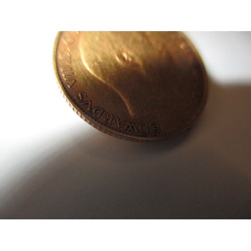 224 - An Edward VII gold half sovereign dated 1902, a circulated coin with fine definition of features