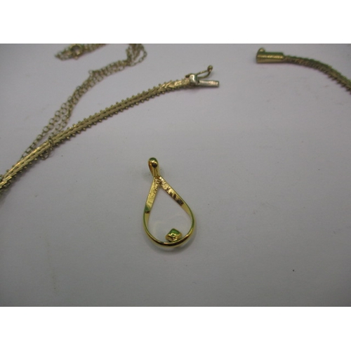 69 - A parcel of vintage gold and yellow metal necklace chains, some marked 375; approx. weight 18.6g oth... 