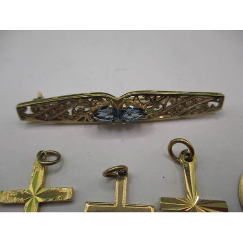 86 - A parcel of gold and yellow metal items, approx. gross parcel weight 14.6g in useable pre-owned cond... 