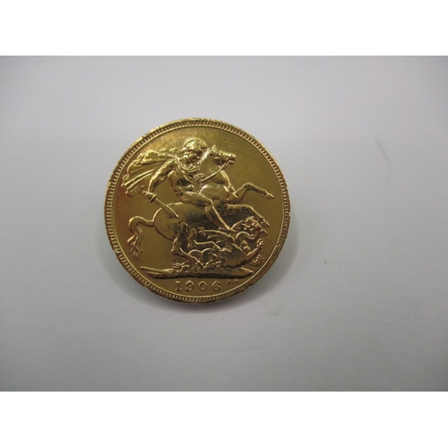 233 - An Edward VII gold sovereign dated 1906, a circulated coin with fine definition of features