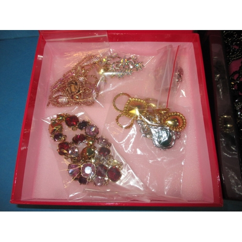 137 - A large quantity of costume jewellery, to include examples by Butler & Wilson, all in good pre-owned... 