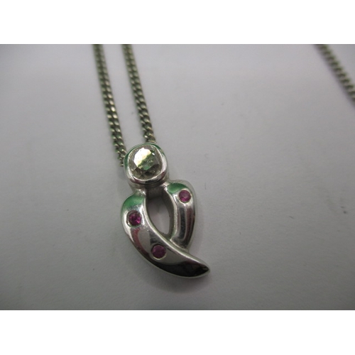 85 - A 9ct white gold necklace and pendant, approx. linear length 42cm, the pendant having a diamond and ... 