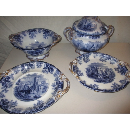 6 - A large quantity of blue and white china, and other ceramics, to include Copeland late spode items, ... 